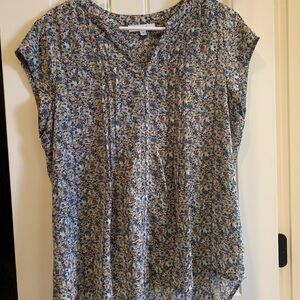 Black and White Relaxed Buttoned Blouse